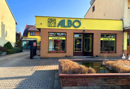                                     Prodej multifunkčního areálu se showroomem, užitná plocha 2.800m2, pozemky 7.140m2, Osek nad Bečvou, z majetku ALBO okna-dveře
                                