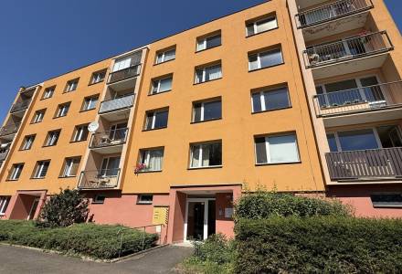                                     Prodej bytové jednotky, dispozice 3+1, podlahová plocha vč. příslušenství 84 m2, ul. Šumavská, Ústí nad Labem
                                