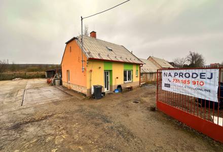                                     Prodej výrobně skladovací areálu, užitná plocha 263 m2, celková plocha pozemků 2124 m2, Klobouky u Brna 
                                