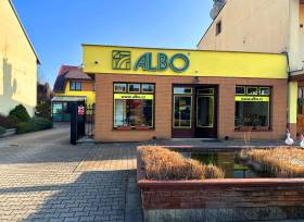 Prodej multifunkčního areálu se showroomem, užitná plocha 2.800m2, pozemky 7.140m2, Osek nad Bečvou, z majetku ALBO okna-dveře